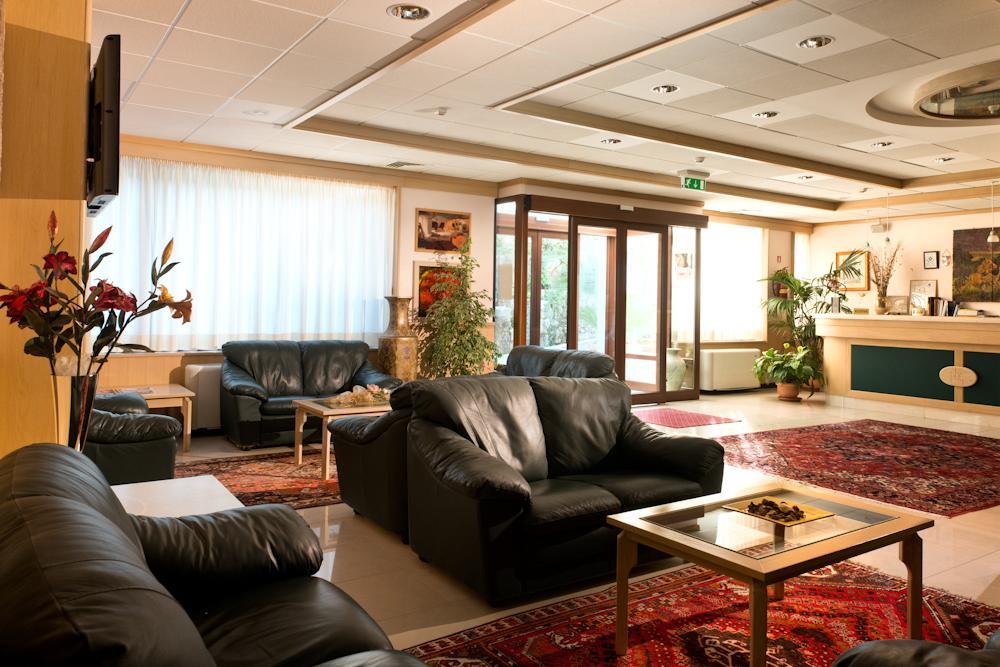 Park Hotel La Grave Castellana Grotte Exterior photo